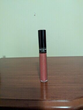 NEW Ready To Wear Shimmery Pink Liquid Lip Gloss - .12 Oz Pink Sugar